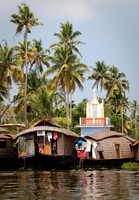 House boat 1